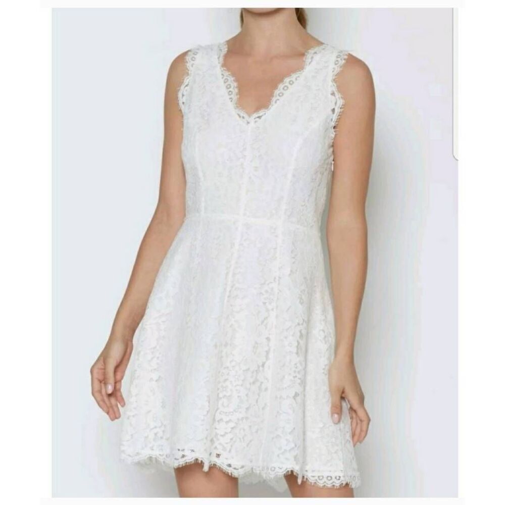 Joie Nicolina White  Mini Dress size Small Eyelash Lace V-Neck